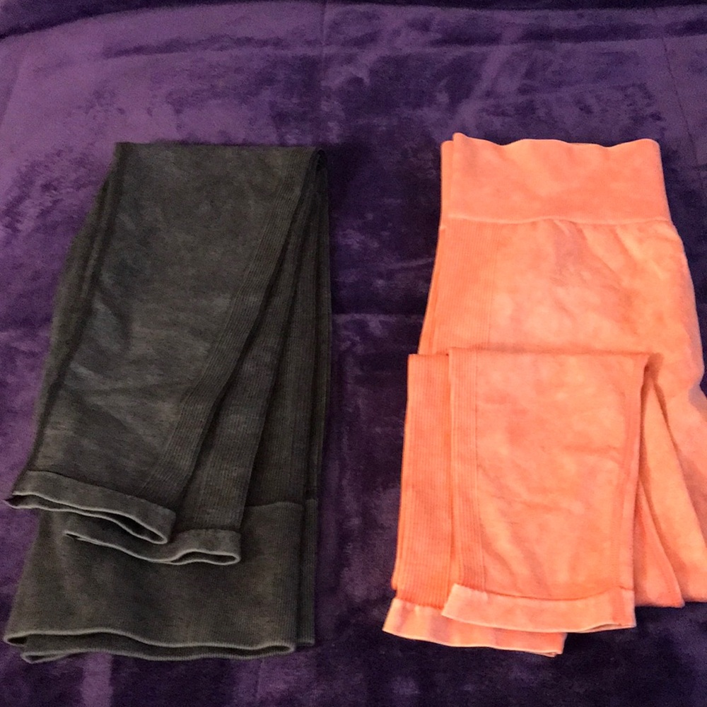 2 pairs new without tags leggings Size XL (15-17)